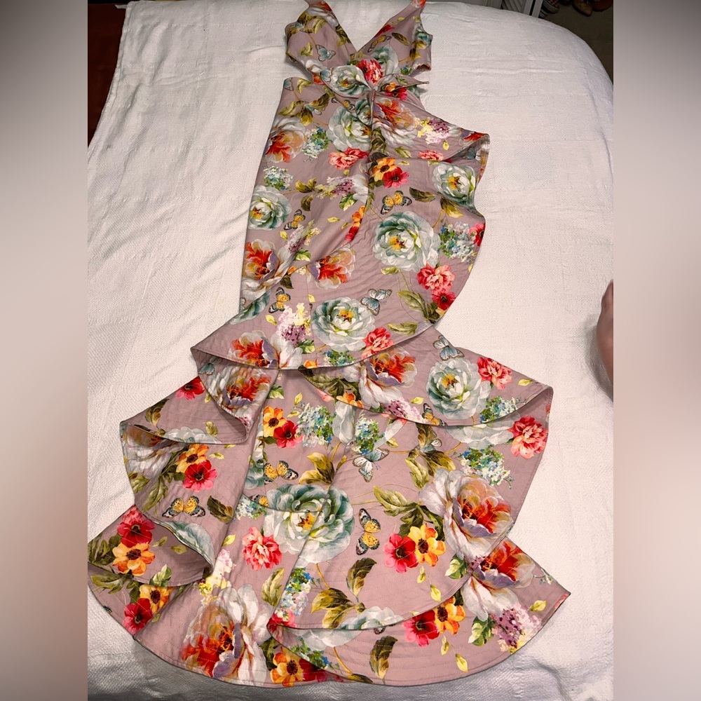 Floral Ruffle Kate Griffith Women Dress size Small